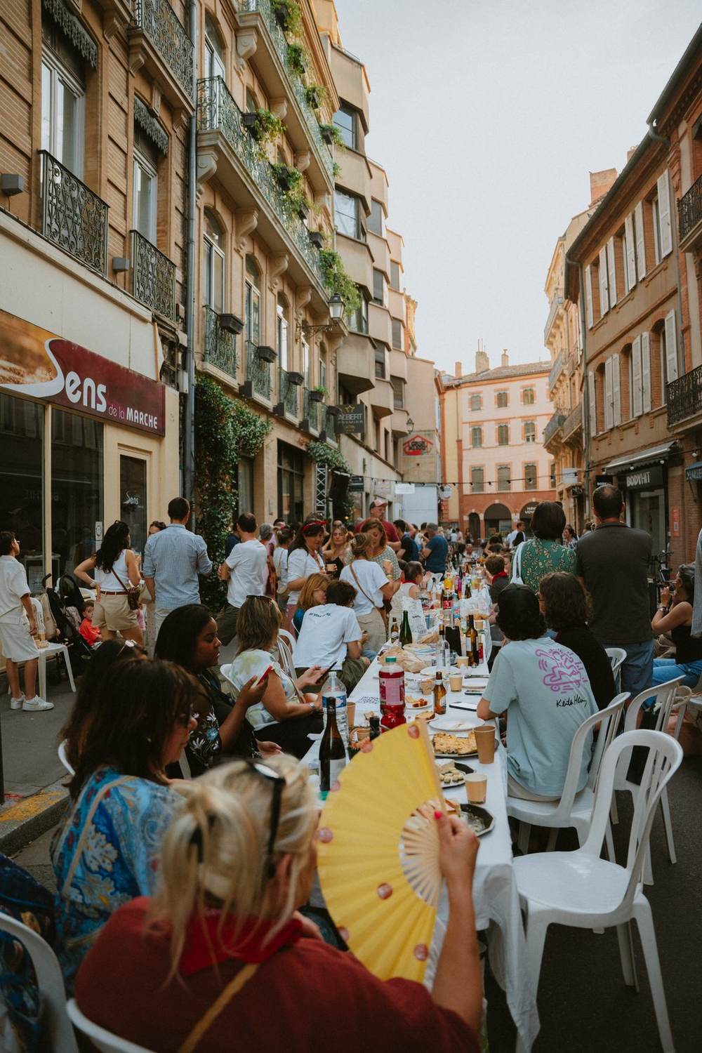 Banquet de rue animé à Toulouse par So Events 31