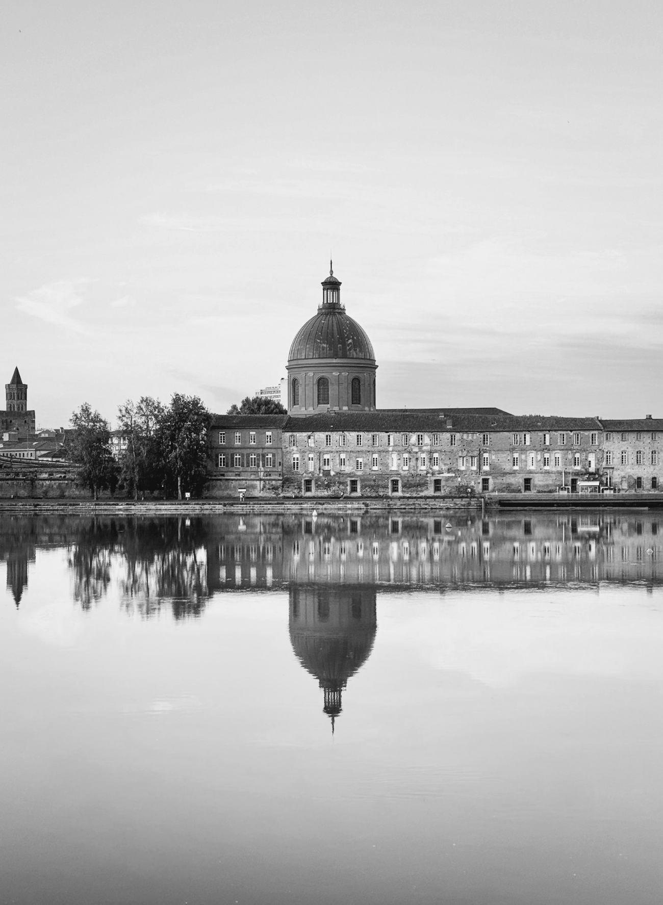 Le Dôme de la Grave et la Garonne à Toulouse
